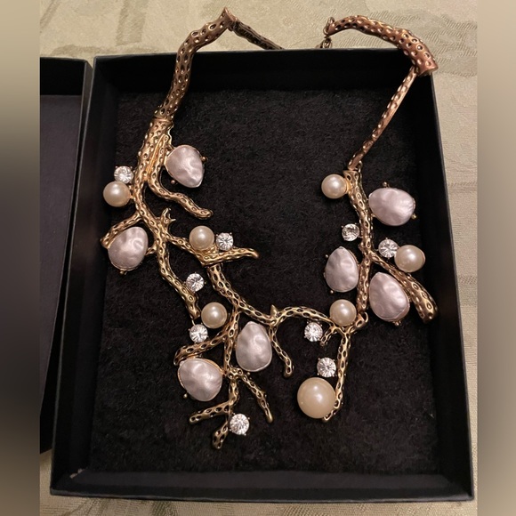Organic Design of Bronze Tree Branch Faux Pearls & Rhinestone Statement Necklace - Picture 7 of 15
